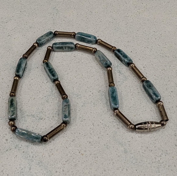 Sterling Silver Australian Beads And Mother Of Pearl Choker Necklace - Picture 6 of 12